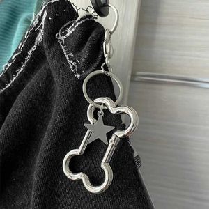 Keychains Lanyards Punk Cool Bone Keychain Korean Fashion Star Bag Pendant Accessories Gotic Jewelry Glenger Söt nyckelring Q240429