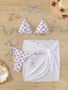 Frauen Badebekleidung mit Mesh Sarong Cherry Print Halter Bikini weibliche Badeanzug Frauen Drei Stücke Set Badeanzug Schwimmstrand Kleidung