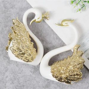 Figurine decorative Mini cigno Coppia modello Figurine da collezione Interni auto Decorazione torta nuziale Regalo per accessori per la casa degli ospiti