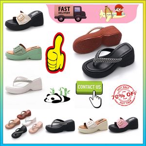 Designer Casual Platform High rise thick soled PVC slippers Light weight wear resistant Leather rubber soft soles sandals Flat Summer Beach Slipper