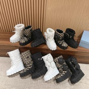 Nylon shoes Outdoors Casual booties womens Designer winter Boot high snow shark shoe booth gabardine mens Luxurys Bootstriangle girl sneaker platform Leather knee