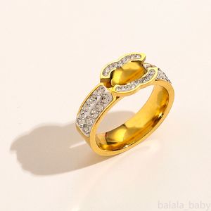 Anelli di design Anello di diamanti da donna di marca Anello di fidanzamento con gioielli da sposa in cristallo placcato oro 18 carati