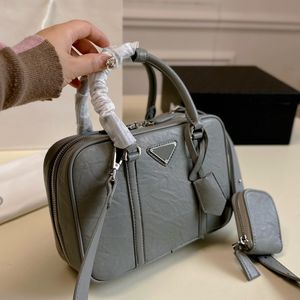 Morror Quality Pillow Designer Torka TOTE okrągła torebka Nowe torby podróżne dla kobiety mężczyzna na zewnątrz sportowe torebki torebki skórzane torby krzyżowe z mini torebkami