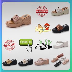 Designer Casual Platform High Rise Thick Soled Slippers Summer Sliders Män Kvinnor Rainbow Slides Memory Sandaler Mjuk tjock kudde Slipper Cloud Slide inomhus