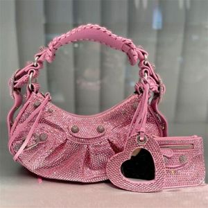 Motosiklet Çanta Rhinestone Omuz Çantası 5a Kaliteli Crossbody Çantalar Orijinal Deri Kalp Şeklinde Ayna Kolye Fermuar Kapanması WO2757