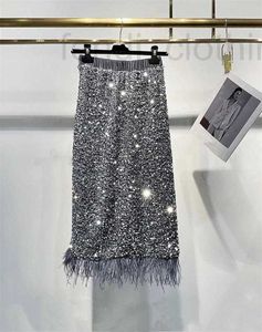 Jeans da donna di marca Designer Autunno e Inverno Nuovo stile Paillettes combinati con tessuto dal design fenicottero, Mezza gonna in pelliccia morbida e versatile per donna 3EK1