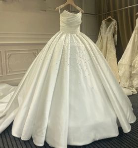 Lindo vestido de casamento de princesa sem alças pérolas sem mangas capela trem birde vestidos formais vestido de novia robe de mariage