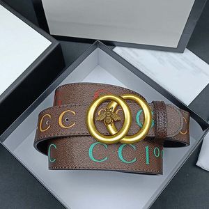 Mens Designer Belt Top Quality Gold Belt Woman Revertable Belts Herrbälte svart avslappnad bokstav slät spänne äkta läder 20 färger designer varumärke svart bälte