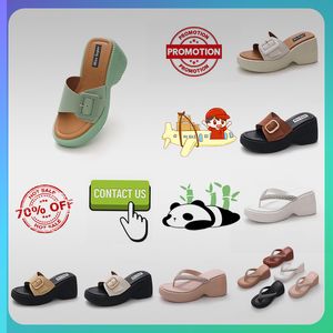 Designer Casual Platform High Rise Thick Soled PVC Summer Sliders Män Kvinnor Rainbow Slides Memory Sandaler Mjuk tjock kudde Slipper Cloud Slide Inomhus