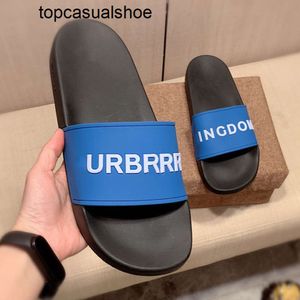 Burberyitys fashion Cambodia Nigeria Vietnam high-end slippers mens 2023 summer letter printed blue flat bottomed one word slippers