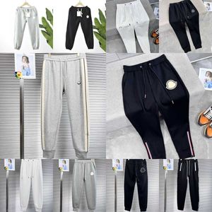 Monclair 재킷 바지 디자이너 남성 Monclear Jacket Pant New Products Monclear 자수 남자 기질 캐주얼 바지 따뜻한 레깅스 패션 DFGD