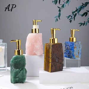 Dekorativa figurer 1pc Natural Crystal Raw Stone Rose Quartz Manual Soap Dispenser Healing Rough Gemstone Lotion Split Pressed Bottle