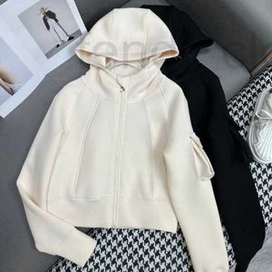 Hoodies femininos moletons designer marca início da primavera novo estilo casual e idade reduzindo menina bolso triângulo decorativo com capuz zíper casaco waph