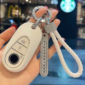 Keychains Lanyards Bling Crystal Number Keychain Anti-Lost Rhinestone Telefonnummer Tag med hållare Key Rings Holder Women Car Keyring Accessories Q240201