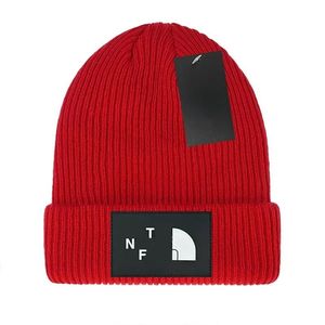 Beanie 2024 autunno e inverno unisex cappello di lana lavorato a maglia classico berretto sportivo berretti con teschio cappello lavorato a maglia di lusso artigianale Q-9