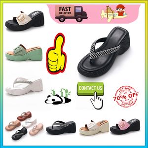 Designer High rise thick soled PVC slippers man Woman Light weight wear resistant Leather rubber soft soles sandals Flat Summer Beach Slipper