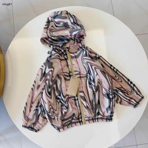 Giacche per bambini di marca Cappotto per bambini a strisce incrociate multicolori Taglia 100-150 ragazzi ragazze Capispalla Bambino con cappuccio Protezione solare Abbigliamento Jan20