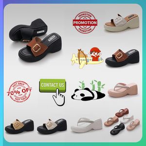 Designer Casual Platform High Rise Thick Soled PVC Slippers Man Woman Light Weight Wear Resistant Leather Rubber Sandals Flat Summer Beach Slipper