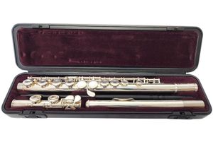 YFL 221 Flute Nickel Silver Plated Student med hårt fodral