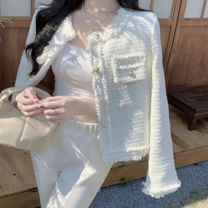 Koreansk mode tweed jacka damer temperamentknappar vita utkläder kvinnor hög kvalitet franska vintage streetwear kort kappa 240201