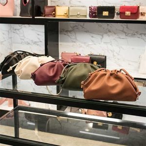 Şık yüksek kaliteli tote çanta bayanlar moda katlanmış bulut yumuşak deri çapraz bags bir omuz debriyajı gündelik hamur tatlı kadın çantası 231103