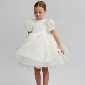 Flower Girls White Dresses for Wedding Backless Elegant Kids Birthday Party Gala Dress Puff Sleeve Children Communion Costume 240130