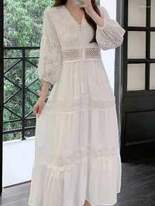 Abiti casual Abito lungo bianco Donna Estate Boho Maxi Ladies Scava fuori il vestito estivo da spiaggia Abiti eleganti da vacanza allentati femminili