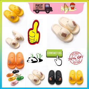 Designerplattform Ny Little Bear Slipper Sandal Platform Casual Slippers Womans Mens bär lätt vikt Andningsbar supermjuk sommarhäl utomhus strandskor