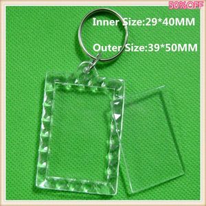 Keychains 50st/Lot Rectangular Spets Diy Acrylic Blank Bildram Transparent insats PO -nyckelringar för gåva