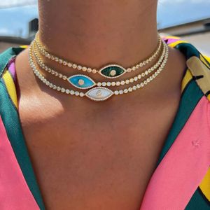 Diabelsy ze stali nierdzewnej Naszyjnik dla kobiet w stylu Kryształ Crystal Evil Demon Eye Choker Gold Pleated Biżuteria 240119