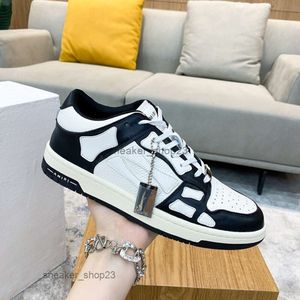 Amiiris 2024 Bone Shoes Designer Shoe Mens New Star Samma sneaker Top Leather Trend Board Casual High Version Skel C4MJ