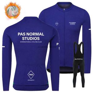 Herrspårspår PNS 2024 Winter Thermal Fece Cycling Jersey Set Topbike Outdoor Mens Bicyc Clothing Suits Long Seve Shirt UniformH2421