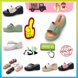 Designer Casual Platform High thick soled PVC slippers man Woman Light weight wear resistant Leather rubber soft soles sandals Flat Summer Beach Slipper