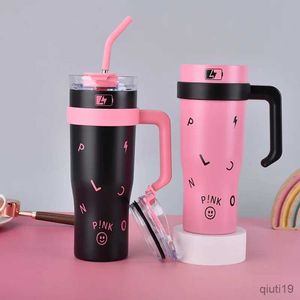 Termoser 1200 ml Car Cup 304 lager Rostfritt stål Handtag Straw Isolation Cup Student Söt Portable Water Bottle Coffee Mug 40oz