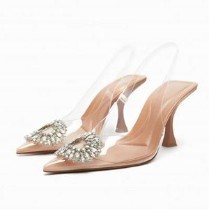 2024 Letnia marka kobiet sandały sandały buty moda bow-kalot spiczaste palce na damskie eleganckie sukienki sandały damskie projektanci eleganckie sandały z pudełkiem