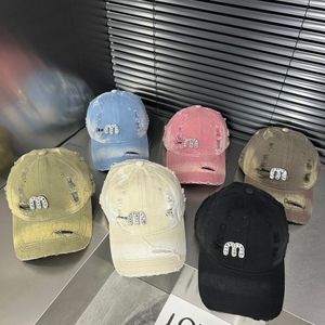 High-end Designer Womens Shade Outdoor Flash Diamond Letter Hats Men's Street Hipster Wash Made Old Adjustable Ball Caps