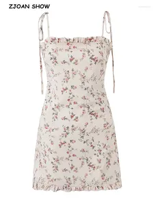 Casual Dresses 2024 Retro French Style Summer ljusrosa blomma tryck trä öron snedstreck mini klänning sexig båge snörning upp slingrock