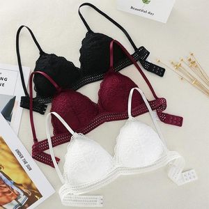 Bras Deep v Sexy Lace Bra Triangle Cup bezproblemowy dla kobiet bezprzewodowa bielizna cienkie bieliznę push up dziewcząt