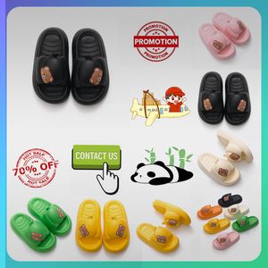 Designer Flat Little Bear Sliders Slides Sandaler Slyckor för män glider Lätt vikt Andningsbar lågskuren Super Soft Fashion Hot Unisex Pool Storlek 35-46