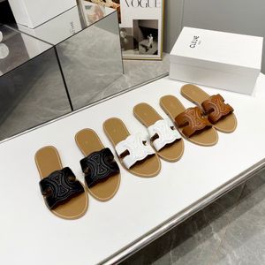 Bayan Erkek Lüksler Tazz Terlik Slaytlar Flip Flops Sandles Tasarımcı Ayakkabı Triom Phe Phe Menes Kabartmalı Deri Sandal Slip-On Seyahat Plajı Kauçuk Düz Topuklu Havuz Kaydırıcıları