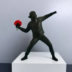 Statuette decorative Vilead Banksy Lanciatore di fiori Scultura Street Art Graffiti Statua moderna Ufficio Soggiorno Decorazione della casa Interni