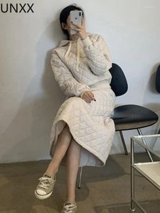 Sukienki robocze UNXX Koreański garnitur 2024 Autumn Winter Slattice z kapturem kołdry bluza wysoka talia A-line długa spódnica dwuczęściowa samica