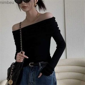 Women's T-Shirt Black Sexy Tops Off Shoulder Long Sleeve T-shirt Womens Solid Elegant Autumn/Winter New Spicy Girl Slim Fit Short Red Crop Top L240201