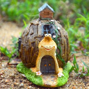 Pastoral Snail House With Light Fairy Dwarf Fairytales Decoration Creative Cute Gnome Garden Micro Landscape Ornaments 240122