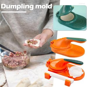 ベーキングツールdiy dumplingsメーカーローリング生地プレスツールdumplingスキンマシンイージーキッチンマニュアルプレス金型アクセサリー