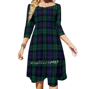 Vestidos Casuais Blackwatch Tartan |Vestido moderno fofo azul e verde xadrez com gola quadrada plus size elegante feminino cintura apertada principal