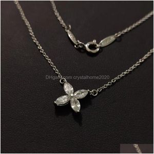 Naszyjniki wisiorek Naszyjnik Esigner Victoria TOP Sterling Sier Flower Crystal cyrkon Charm Krótki kołnierz Choker z pudełkową imprezą G Dhrv3