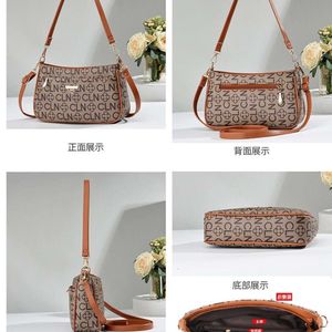 Under For Women New Crossbody Wersja Koreańska Tekstura w średnim wieku i starszych pojedynczych ramach Bag damskiej 2024 Design Fashion 78% zniżki na sklep hurtowy