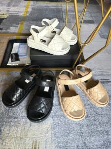 2024 designer donne sandali per tallone piatto perle pizzicare pantofole in pelle sandali in pelle Slides scarpe da donna 35-40 e taglia maschile 35-42