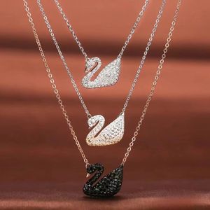 Luxury Fashion Swan Pendant Necklace Designer Halsband för kvinnor Klassisk hänge halsband i benbensbenet med originallåda